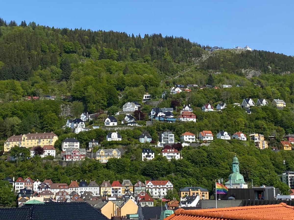 Cozy Apartment In The Middle Of Bergen City Center Buitenkant foto